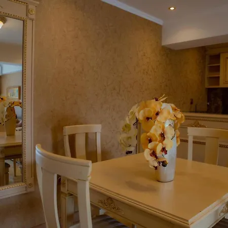 Luxury 'rich' * Velingrado