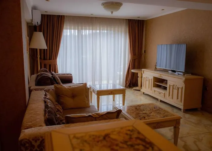 Luxury 'rich' アパート *